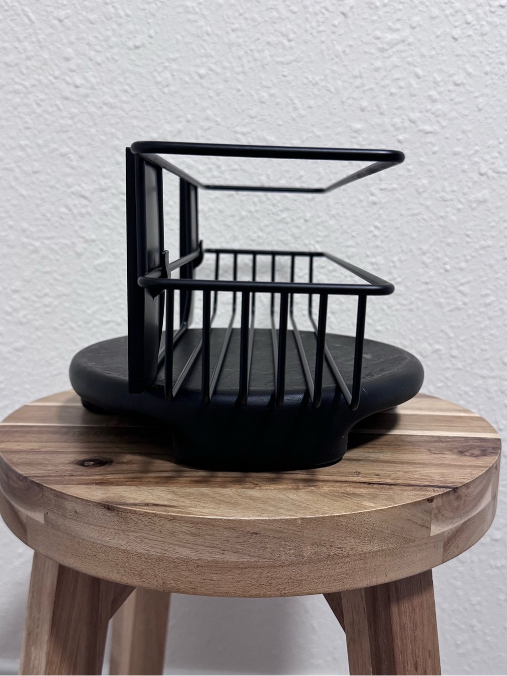 Like New Command Matte Black Bath Caddy Shower Shelf Rust Resistant Organization - Picture 8 of 15
